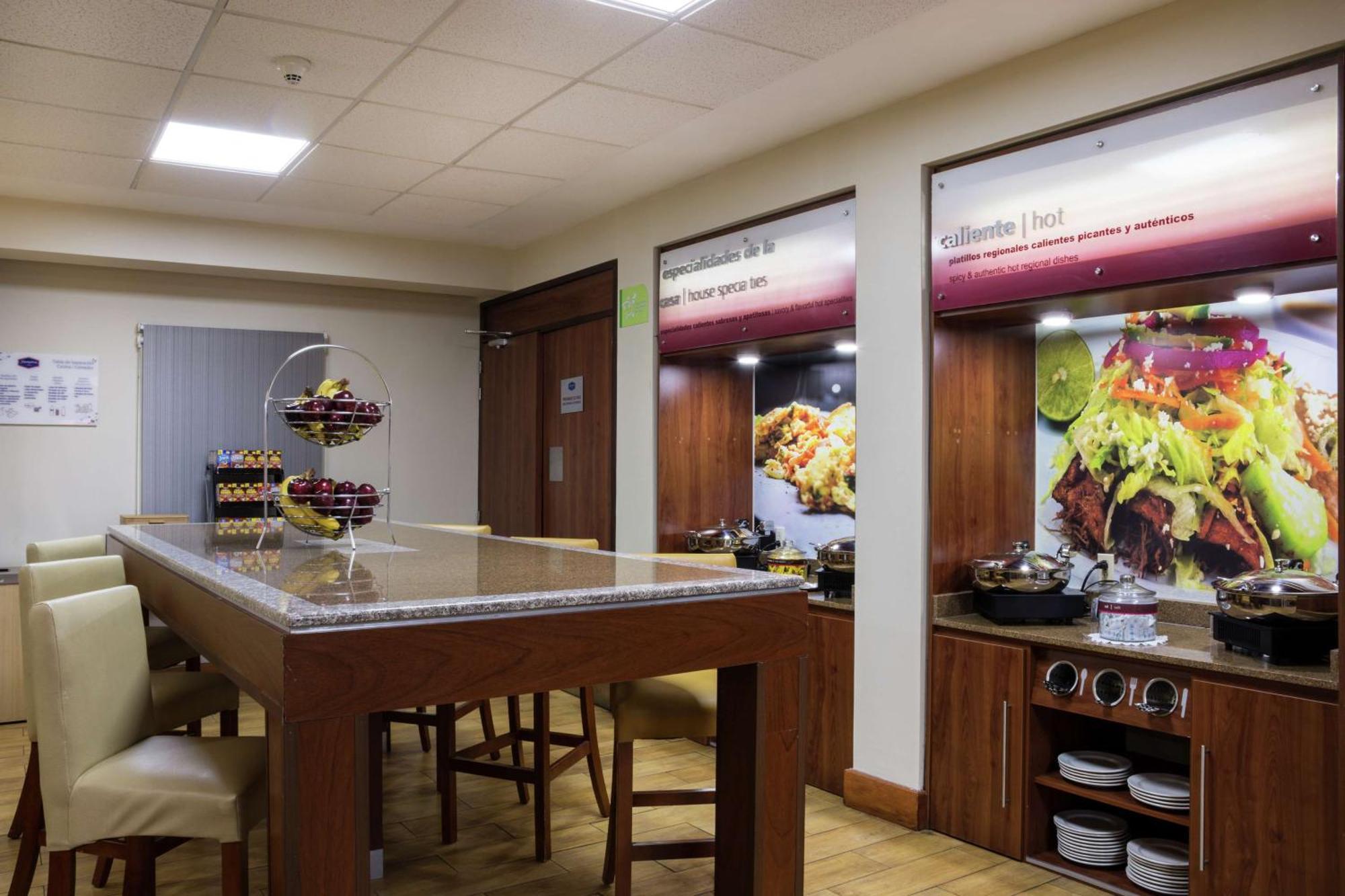 Hampton By Hilton San Juan Del Rio Otel Dış mekan fotoğraf