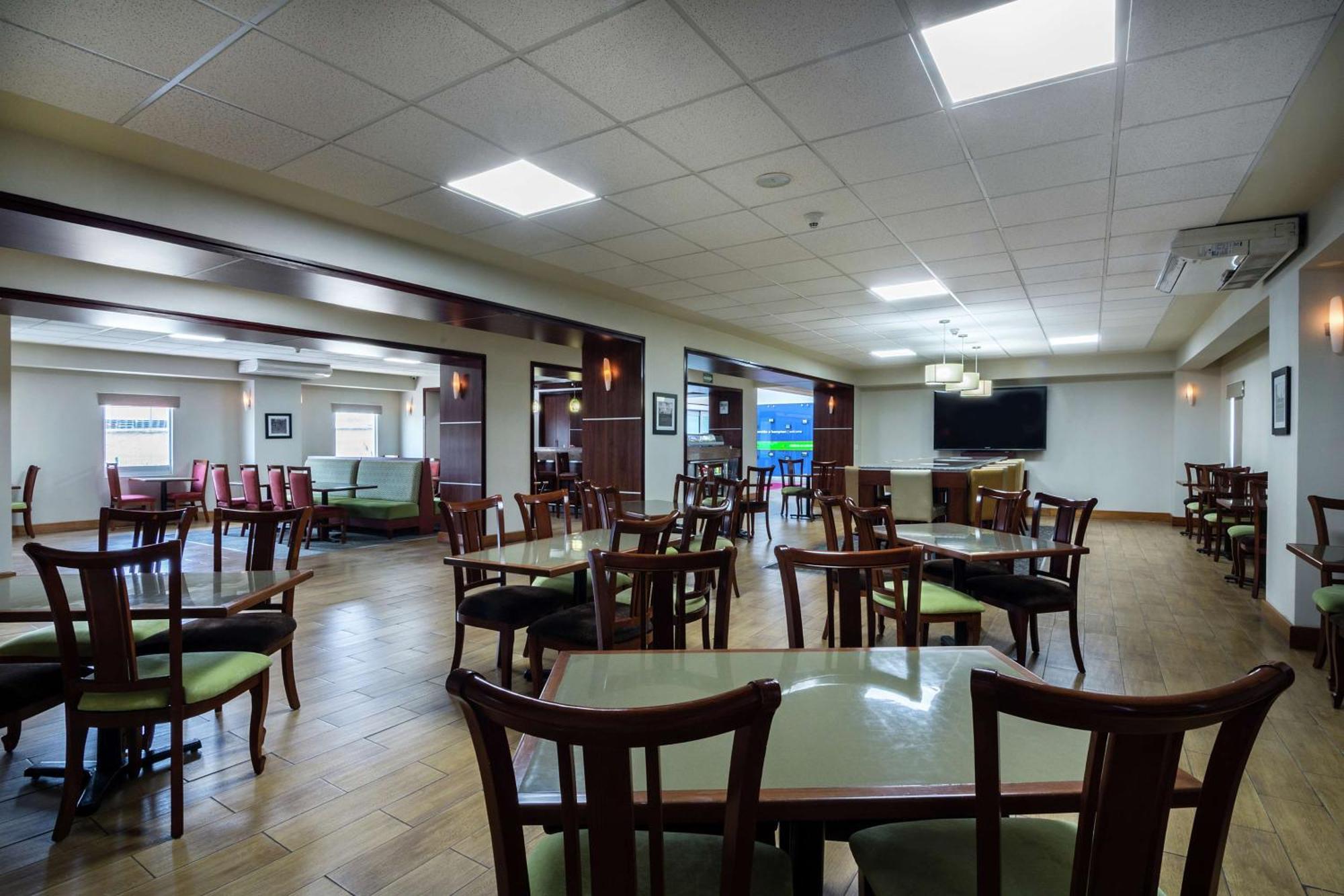 Hampton By Hilton San Juan Del Rio Otel Dış mekan fotoğraf