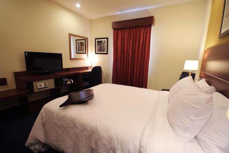 Hampton By Hilton San Juan Del Rio Otel Dış mekan fotoğraf